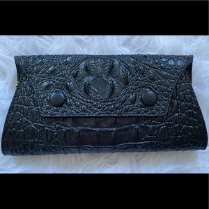 Black, Fasion CLUTCH Sling Body Synthetic, Alligator skin Style fashion bag. NEW